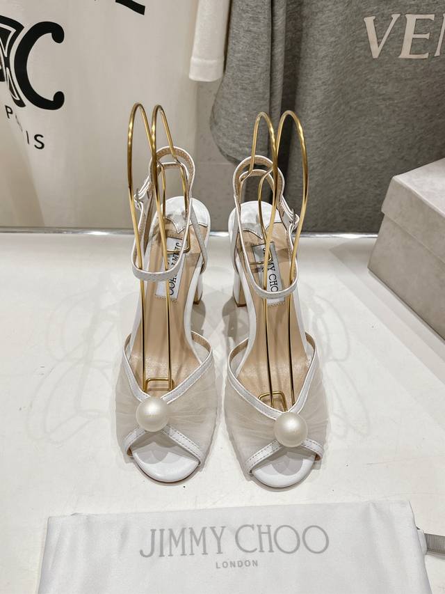 高版本出厂 Jimmy Choo*｜Jc 吉米周2024Ss夏季新款珍珠高跟凉鞋 原版套楦，完美的线条，简约大气上脚显气质粗跟舒适百搭，还能拉长双腿显高显瘦显腿